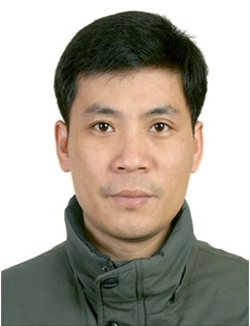 杨勃 